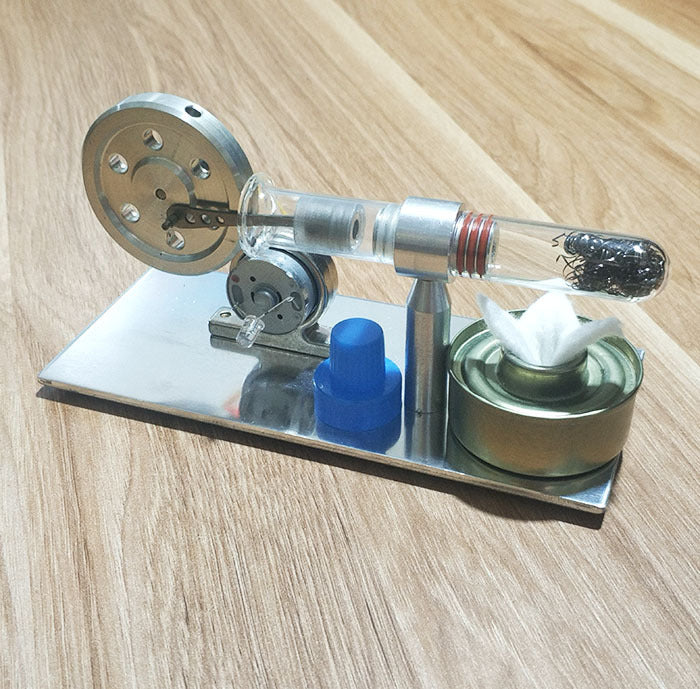 Single-Cylinder Stirling Engine — Power Generation Model