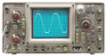 Digital bench oscilloscope with waveform display for signal analysis